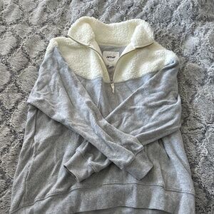 aerie love this moment sweatshirt NWOT XS